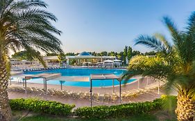 Kipriotis Maris Suites